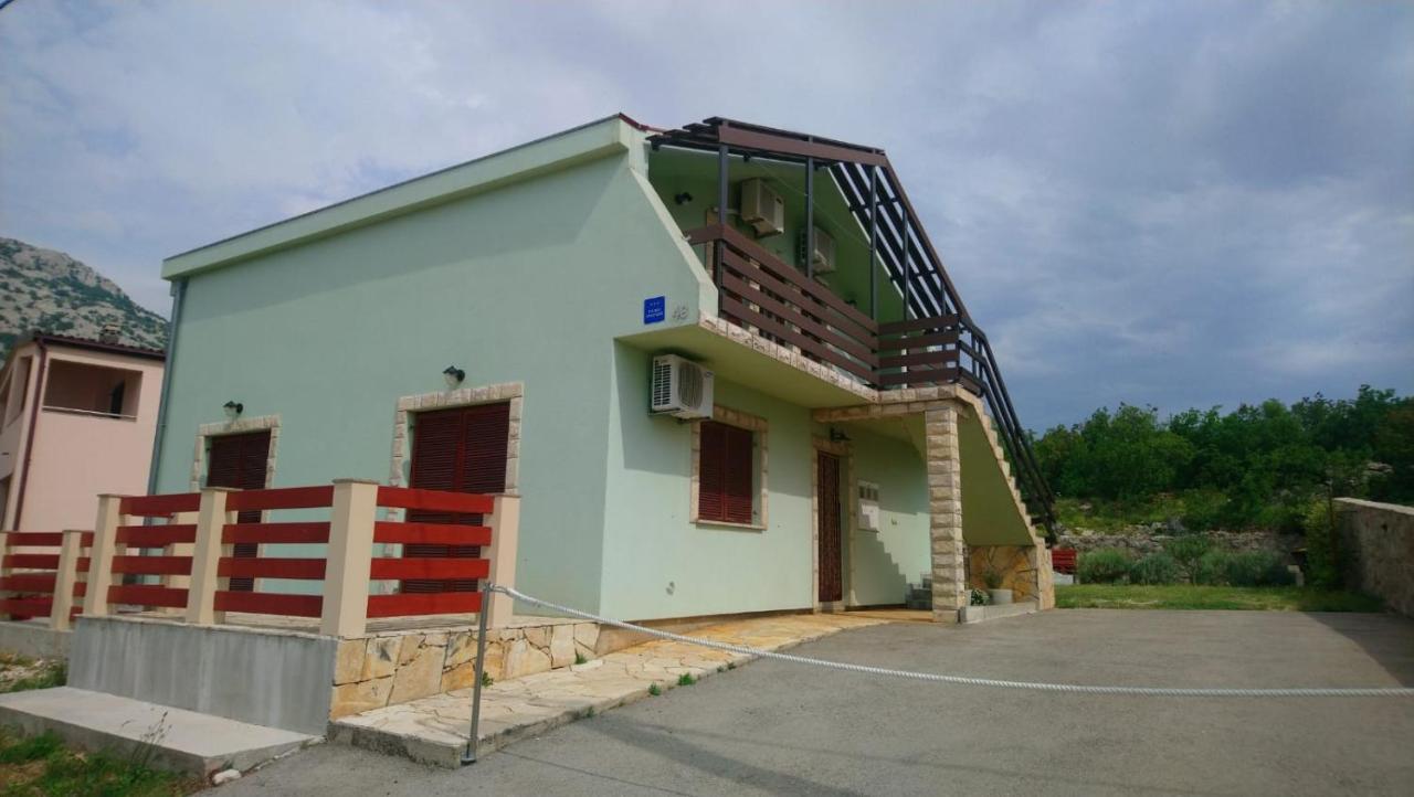"Mea Culpa" Apartment คาร์โลบัก ภายนอก รูปภาพ