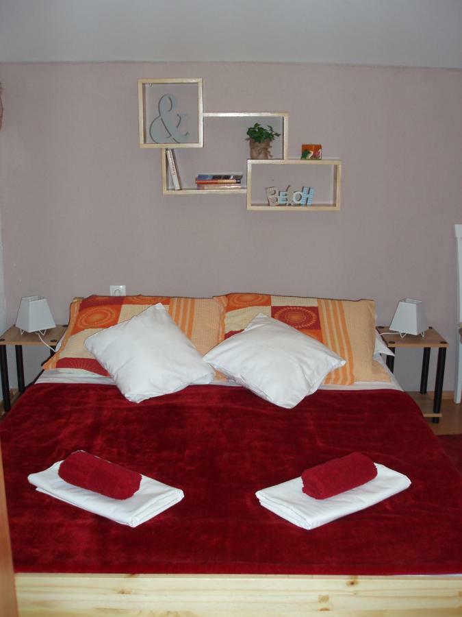 "Mea Culpa" Apartment คาร์โลบัก ภายนอก รูปภาพ